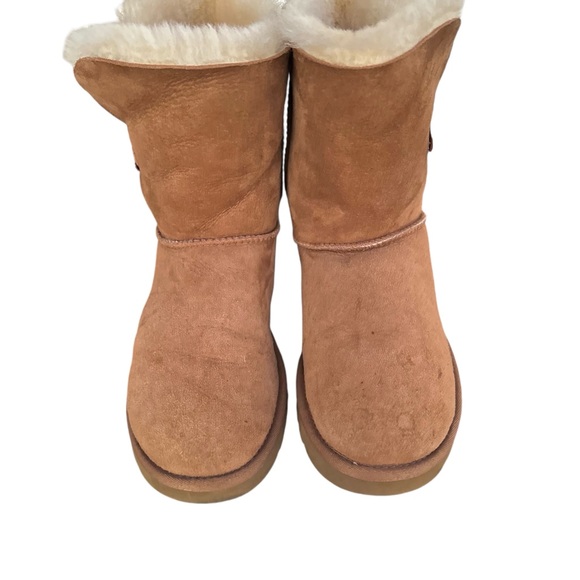UGG Bailey Button II Sheepskin Lined Shearling Chestnut Suede Boots Women’s 8 - Picture 9 of 16